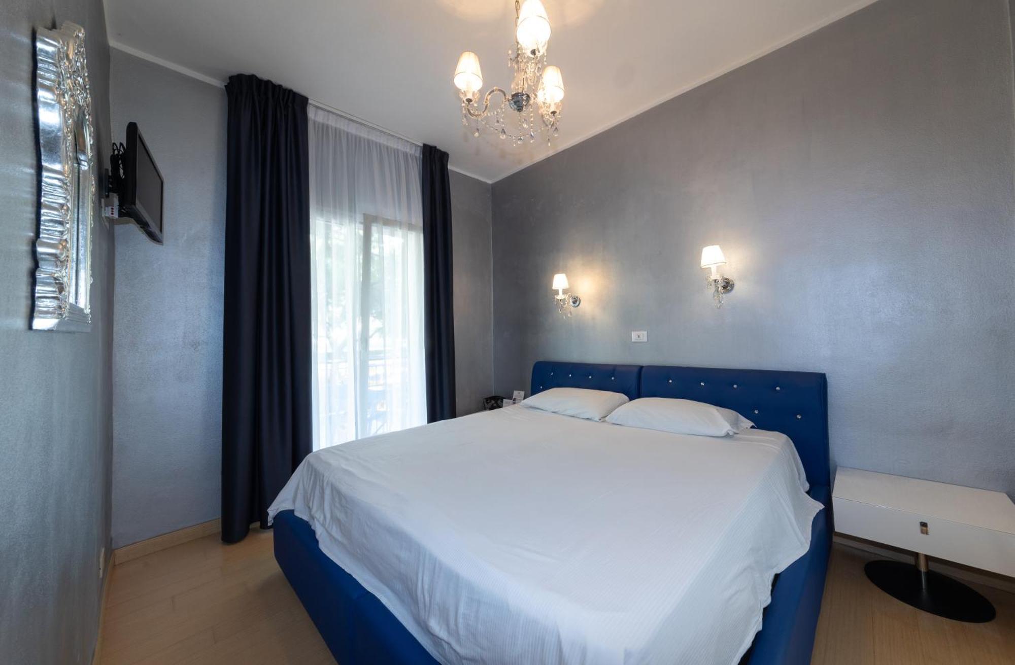 Blumarin Hotel Lido di Jesolo Exterior photo
