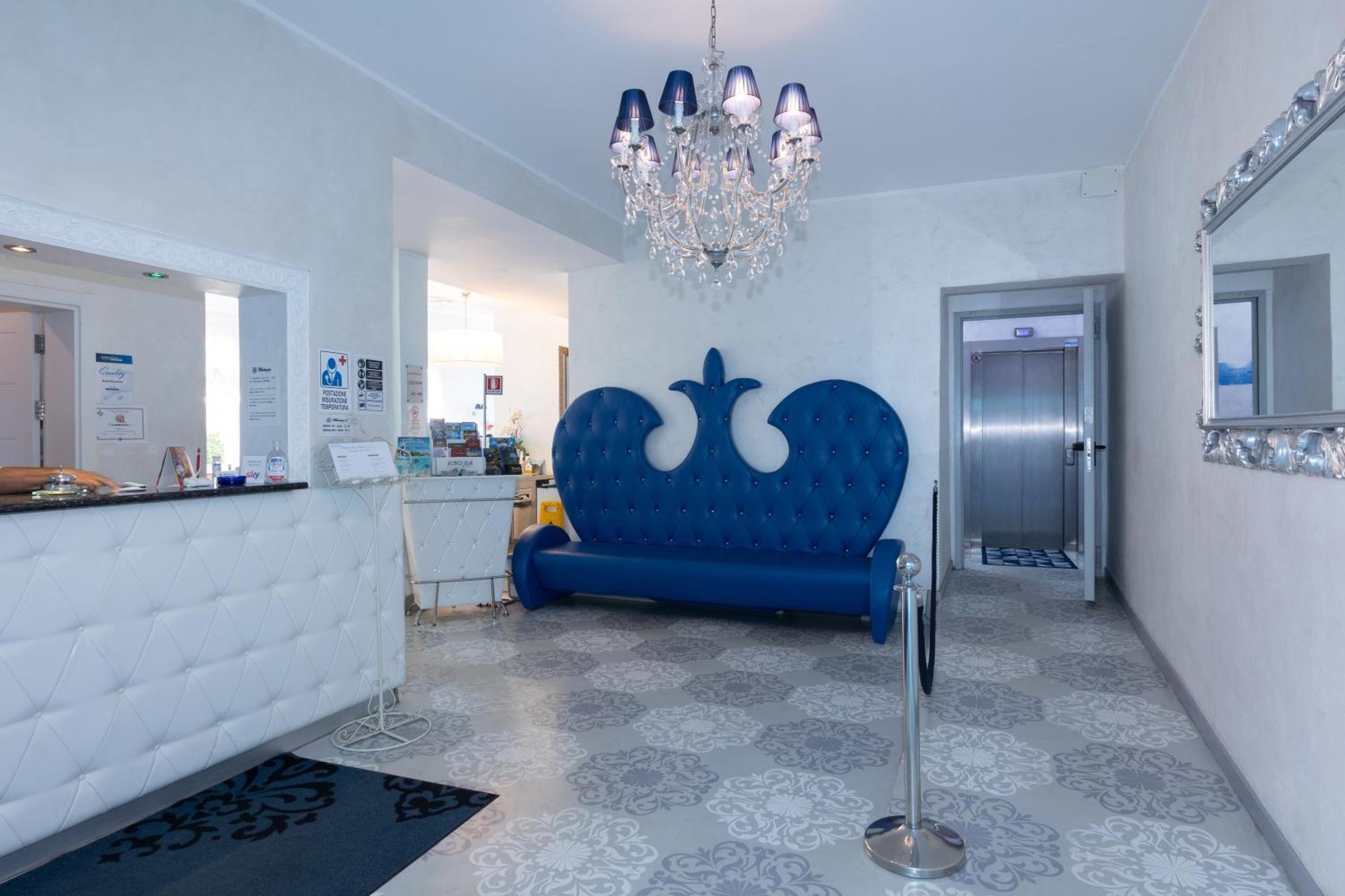 Blumarin Hotel Lido di Jesolo Exterior photo